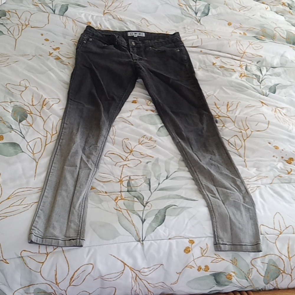 Y2K HotTopic Jet Ombre Skinny Jeans, emo/goth Denim Cool pocket design lightning